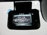 『ドライブレコーダー』動画を残すことで万が一の事態に遭遇した時の必須アイテムです。急ブレーキ・急ハンドルが起こった際、自動で記録が上書きされずに保存され、後でPC等で確認出来ます。