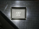 【充電用USB端子】デバイスの充電に便利です。※実際の接続端子は写真で確認or店舗までご気軽にお問合せください♪