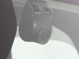 安心装備ドライブレコーダーを装備しています。自車の走行状態を常に録画しています。