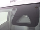 サポカーは、高齢運転者を含めたすべてのドライバーによる交通事故の発生防止・被害軽減対策の一環として、国が推奨する新しい自動車安全コンセプトです。詳しくは販売店スタッフまでおたずねください。