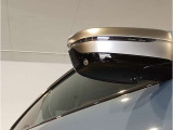 【ボディコーティングで新車時の輝きを】ご納車前にボディを磨き上げ下地処理を行った上で、コーティングを施工します。軽微な小傷も無くなりより新車時の輝きに近い状態でお届けできます。ぜひご用命下さい!