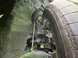 お車を安心してお乗りいただく為には、足回りの定期点検が欠かせません。サービスサポート(有償保証)では無料点検もご提供しており、安心のカーライフをお過ごしいただけるサポート体制が整っています。