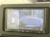 【パノラマモニター】専用のカメラにより、上から見下ろしたような視点で360度クルマの周囲を確認することができます☆死角部分も確認しやすく、狭い場所での切り返しや駐車もスムーズに行えます。