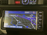 いまや必須装備「ナビゲーション」搭載!知らない場所にスイスイッとドライブ。もう、これなしではハンドルを握れませんね!でも運転中の操作は危険ですのでご注意ですね☆