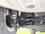お車を安心してお乗りいただく為には、足回りの定期点検が欠かせません。サービスサポート(有償保証)では無料点検もご提供しており、安心のカーライフをお過ごしいただけるサポート体制が整っています。