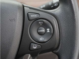 ◆アダプティブクルーズコントロール◆予め設定した車速内でクルマが自動的に加減速。前走車との適切な車間距離を維持しながら追従走行します。【LKAS】車線維持支援システムでステアリング操作を支援。