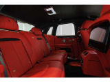 Rear Ventilated Seats RR Monogram to all Headrests
