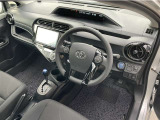 運転しやすいインパネ周りです。見やすいレイアウトで快適なドライブをサポートします☆☆