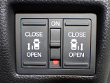 運転席からもスライドドアをボタン操作でスピーディーに開閉できます!またスマートキーでも操作できるので便利です。