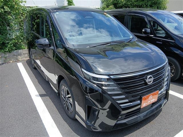 セレナ 1.4 e-POWER ルキシオン 禁煙車 インテリジェントルームミラー