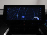 最近の主流ディスプレイオーディオです、スマホと繋いでMAP表示や音楽再生が出来ますよ♪
