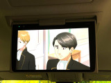 【12.8型フリップダウン】大画面モニターで後席でもエンタメをお楽しみいただけます。家族や友人とお出かけする機会が多い方に大人気です♪