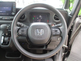 握りやすい大きなハンドルで運転しやすいです♪
