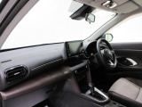 ダイハツのお店では、ダイハツ車を知り尽くしたプロフェッショナルが、専用の診断機器を使って各システムを点検しております。