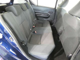 ゆとりある広々とした車内空間は、ドライブを始め買い物やレジャーなど、幅広く活躍します。一人でもみんなとでもお出かけを楽しみましょう!