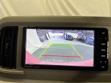 見えづらい車体後方部を映像で映し出してしっかりサポート!難しいバック駐車も安心です♪