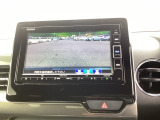 バックモニター付きで車庫入れも安心【カメラアングルは3パターンから選べます】知らない道でも安心して楽しくお出かけができます