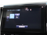 『1台』のお車に対して、こだわって仕入れを行っております。オプション装備装着車となります!
