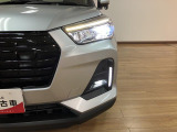 LEDヘッドライト・フォグランプも装備です!