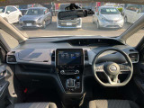 セレナ 1.2 e-POWER ハイウェイスターV 10インチナビ TV リヤモニター