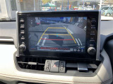 バックガイドモニターで、後方を確認しながら安心して駐車することができます。運転初心者も熟練者も必須の機能ですよ!