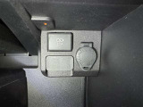 シガーソケット用の充電器が使用可能です!
