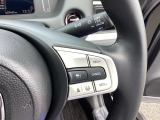 ステアリング右手側に安全運転支援機能のホンダセンシングをコントロールするスイッチ