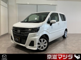 軽自動車の限られた室内空間をフルに活用し、小柄ながら過ごしやすい車内を作り出しています。