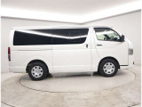 ハイエースバン  スーパーGLダークP2