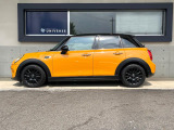 ●無料付帯の保証の他、安心の最長3年・走行無制限保証(有償)をご用意。輸入車を安心してお楽しみいただける様、保証内容も充実はもちろん、無料点検&オイル交換やロードサービスも付帯しております。