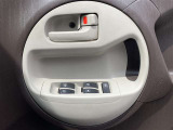 運転席窓操作部