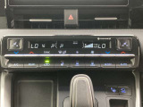 オートエアコンは温度を設定するだけで、自動で風量などを設定してくれます。運転しながら操作も必要ないので、安全性も向上します。