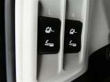 三列目シートは、電動で格納できます。力いらず動かせる便利な機能です。