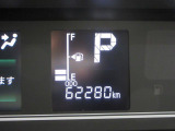 たとえばダイハツのお店にある、たくさんのスマアシ搭載車は、正常に作動する事をしっかり確認します。
