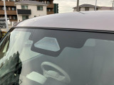 【安全装備】ミリ波レーダーと単眼カメラの組み合わせにより、検知対象を車両や歩行者、自転車,自動二輪車とし、交差点での検知にも対応した衝突被害軽減ブレーキ「デュアルセンサーブレーキサポートII」を搭載◎