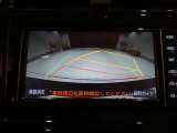 後部にはプライバシーガラスを装備しております。