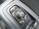 駐車時や狭い道でのすれ違い時に気を使うミラー。電動格納式ドアミラーはそんな時に便利です。