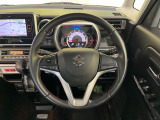 【純正革巻きステアリング】上質な革を使用することで、手にしっかり馴染みとても運転しやすいハンドルです♪