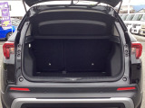 ★バリエーション豊富な広々と使えるトランクスペース★