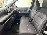 【車内ルームクリーニング済】専門スタッフにより車内はきれいにルームクリーニングを行っております。
