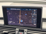 ●純正ナビ:一体感のあるナビは、高級感ある車内を演出してくれます。オーディオ機能も充実しておりますので、運転もより楽しめます♪