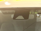 【トヨタセーフティセンス】走行中に前方の車両等を認識し、衝突しそうな時は警報とブレーキで衝突回避と被害軽減をアシスト。より安全にドライブをお楽しみいただけます。