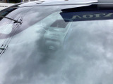 エンジンをオフにした後も周囲を監視し、当て逃げや車上荒らしなどの衝撃を検知すると自動で録画を開始します。
