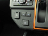 冬の強い味方☆運転席と助手席にはヒートシーターが付いていて、冬の寒い日でも快適に座れます。