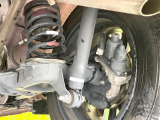 お車を安心してお乗りいただく為には、足回りの定期点検が欠かせません。サービスサポート(有償保証)では無料点検もご提供しており、安心のカーライフをお過ごしいただけるサポート体制が整っています。