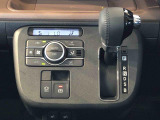 温度を設定すれば、自動で車内の温度管理をしてくれる優れものです♪ATミッションで運転楽々
