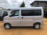 納車前にはプロのメカニックが点検、整備を行いますので安心してお乗り頂けます。