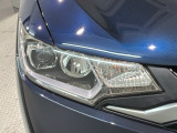 LEDヘッドライトは、点灯の瞬間から最大光量を発揮し、突然暗くなるトンネルなどでの安定感を高めます。