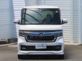 ホンダの認定中古車「U-Select」は、ホンダ車で修復歴がなく、第3者機関の車両状態証明書が発行された、高品質な車です。ホンダのプロが最大104項目の点検・整備を行います。