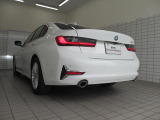 BMW認定中古車は、ドイツ本社と同様の教育・訓練を受けたBMW専門のメカニックが100項目以上のポイントを徹底的にチェックし、整備したうえでご納車させていただきます。